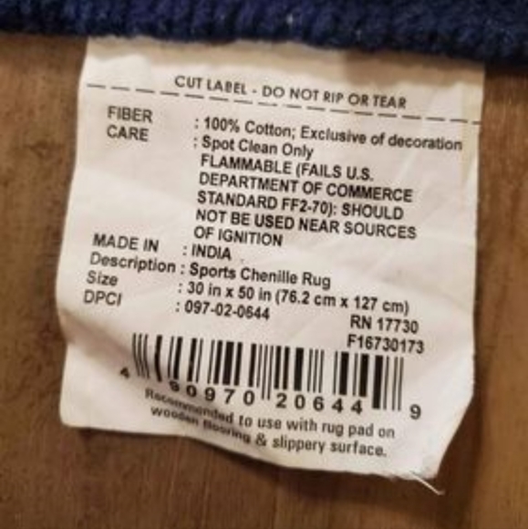 Chenille Rug - Picture 2 of 4